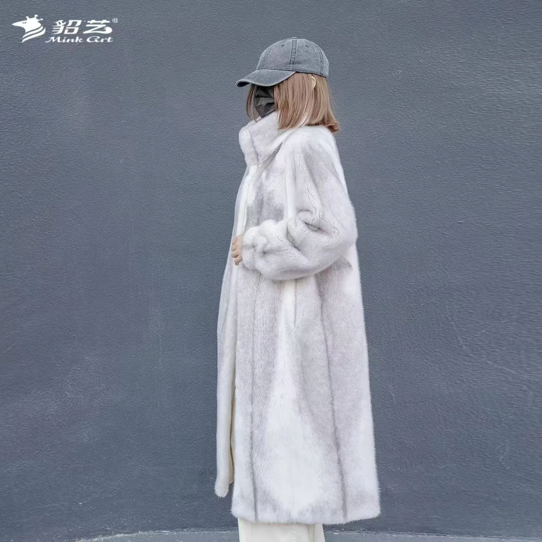 貂艺 Mink Art | 柔月光 稀有银十字貂 立领长款皮草大衣女 D623