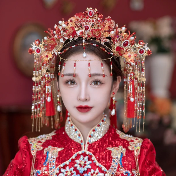 艾梦尔新娘中式大气凤冠秀禾造型头饰红色流苏穗结婚仪式凤冠