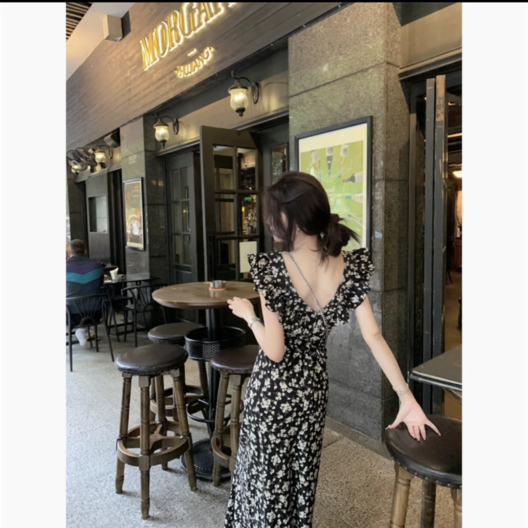 约会玫瑰岛碎花黑色连衣裙女中长款荷叶边裙子春夏碎花裙显瘦气质