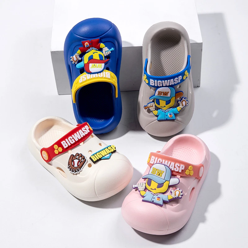 儿童洞洞鞋男孩夏季户外防滑透气百搭卡通轻便两用包头鞋24762