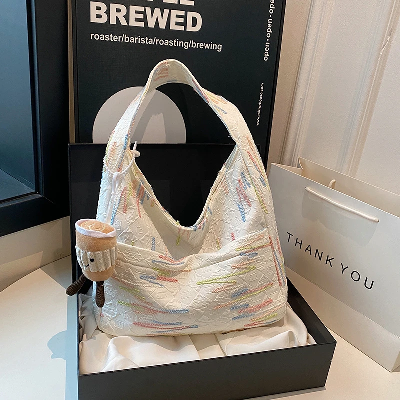 休闲百搭ins尼龙布包包女2024新款流行爆款时尚超火单肩包网红