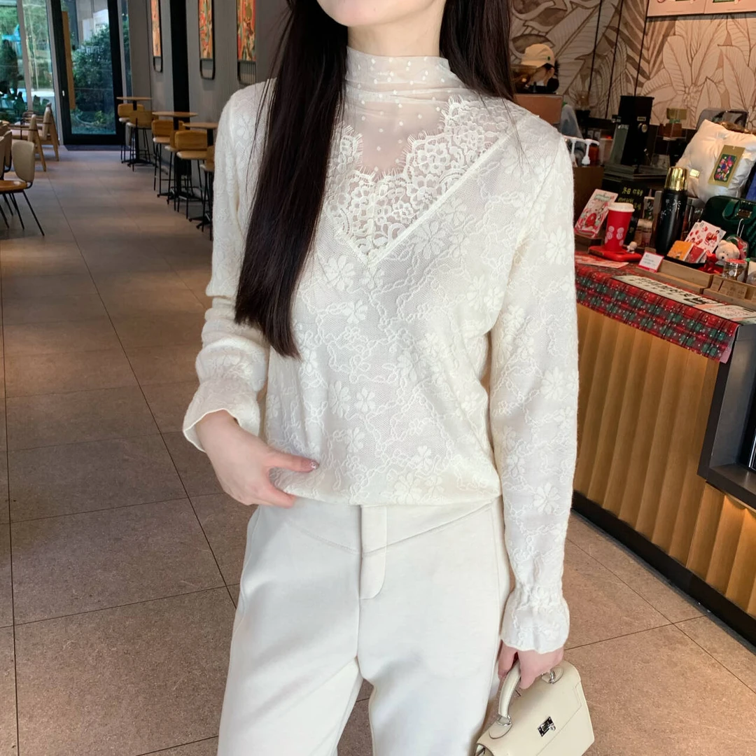 Candy Cloud清 浪漫满屋 加厚毛羊钩花蕾丝衫打底衫上衣DDS373/5