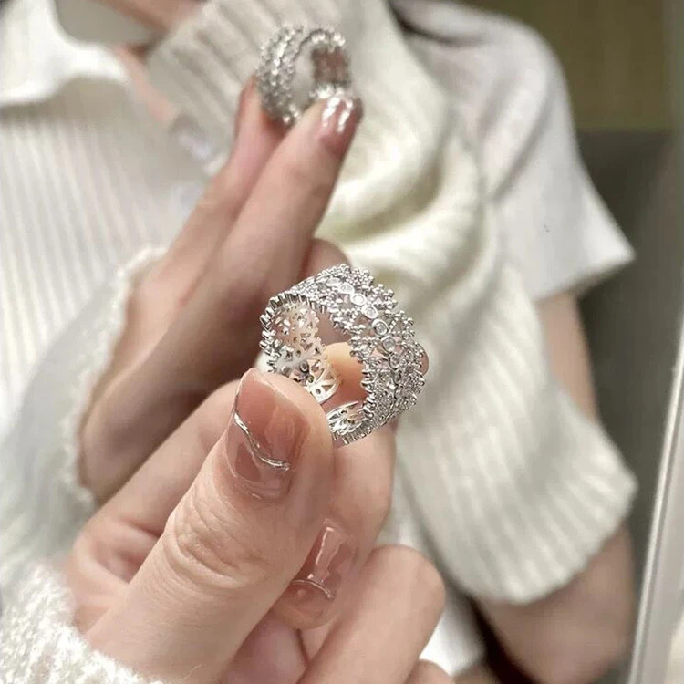 lulu轻奢S925纯银蕾丝锆石戒指女镂空花边气质轻奢小众银色精致