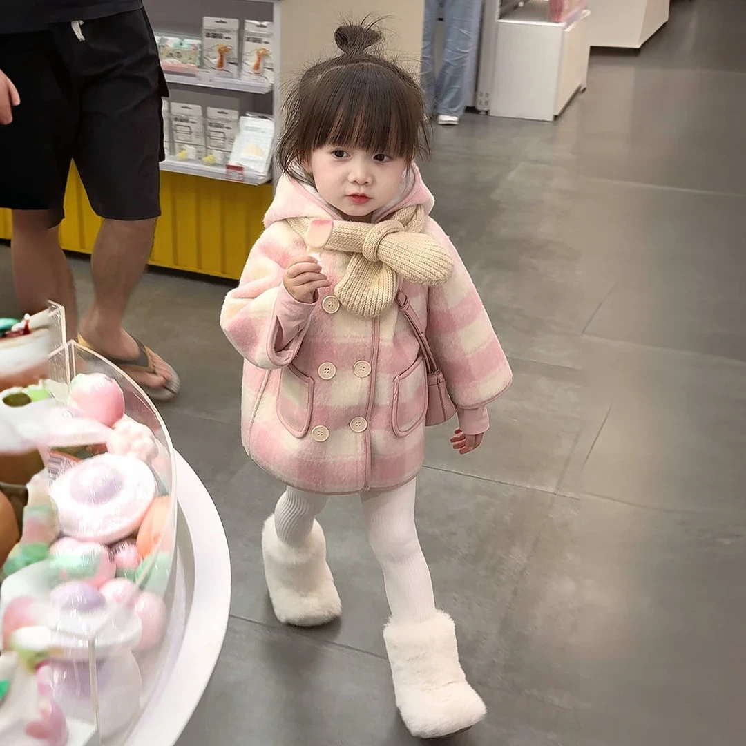 女童加绒加厚外套2025新款冬装宝宝洋气韩版毛呢大衣格子呢子上衣