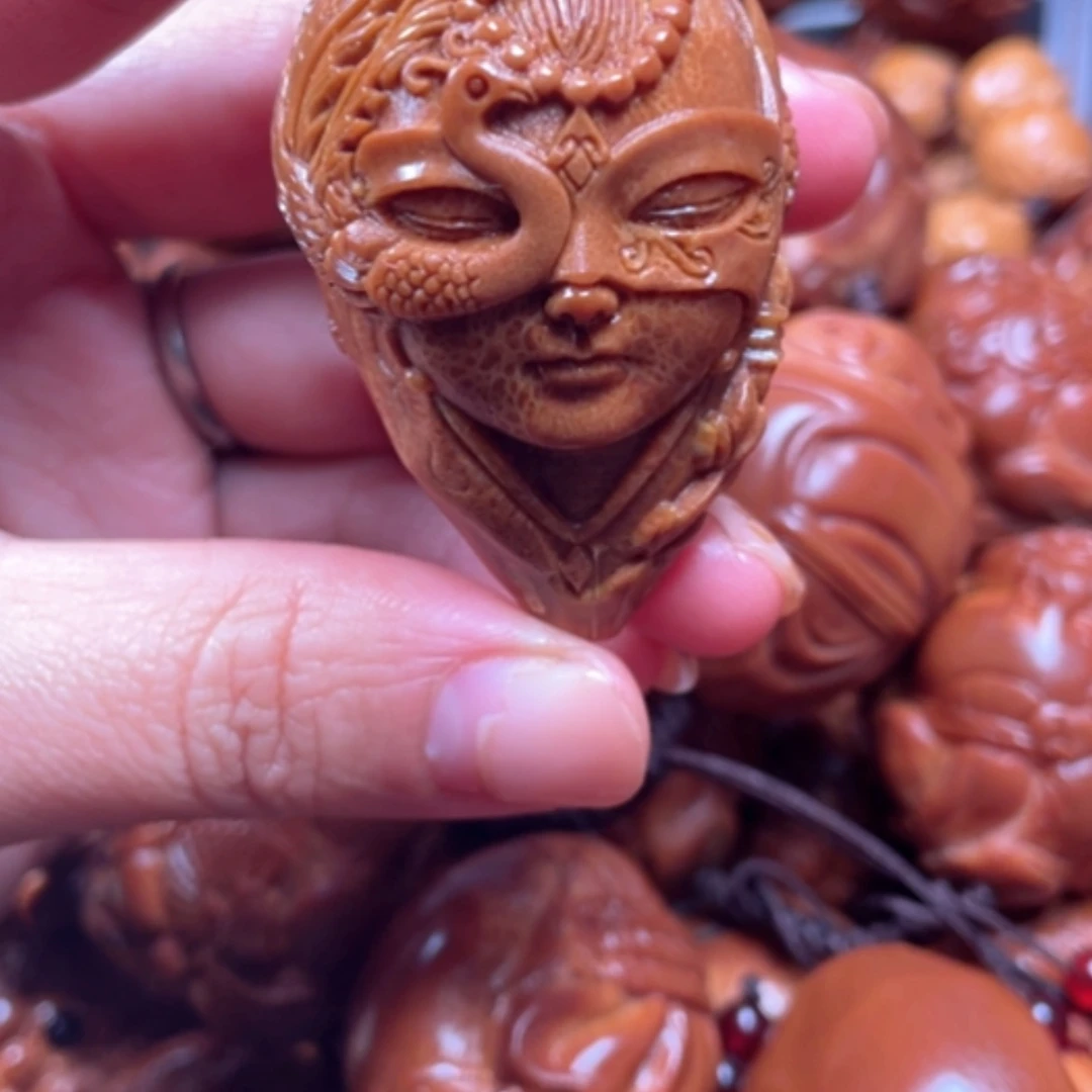 【闪购商品】橄榄核吊坠水*当楼兰