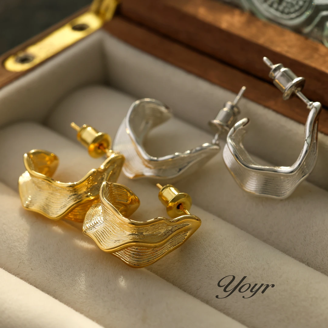 YOYR 黄铜耳饰 ins风精工褶皱波浪 百搭耳环小众冷淡风气质耳钉