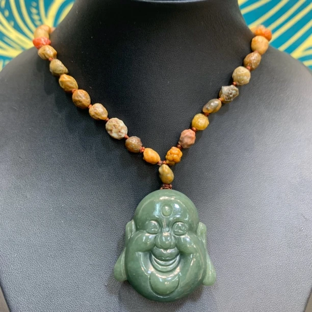 和田玉精品佛头吊坠项链