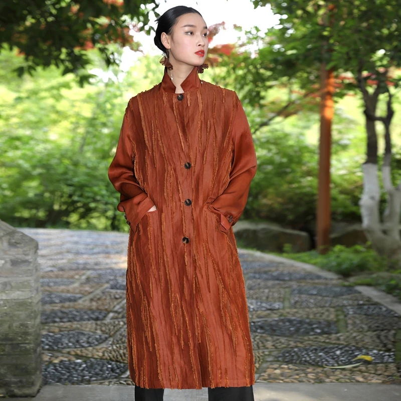 界内界外原创立领双排扣剪花香云纱长款单件廓形风衣女士J22F573X