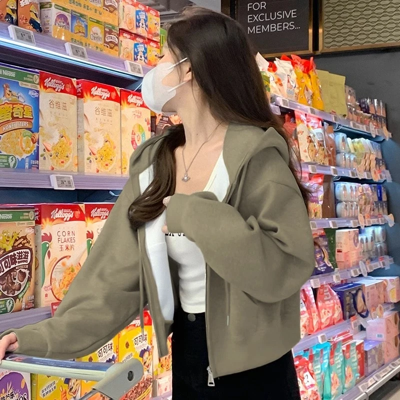 秋冬2025短款外套女士黑色卫衣女新款小个子加绒开衫拉链开衫上衣