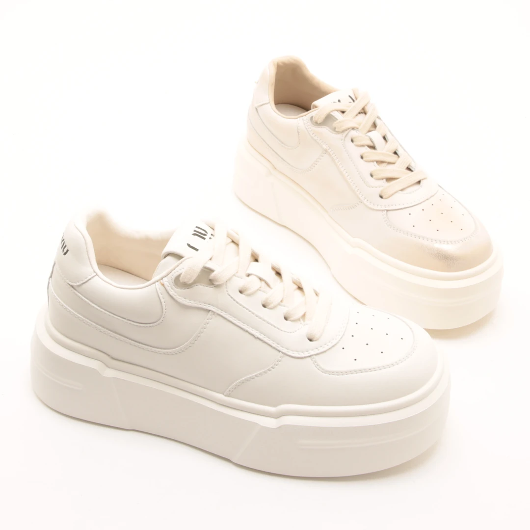 4946秋季新款厚底真皮小白鞋休闲时尚鞋百搭白色轻便单鞋女鞋