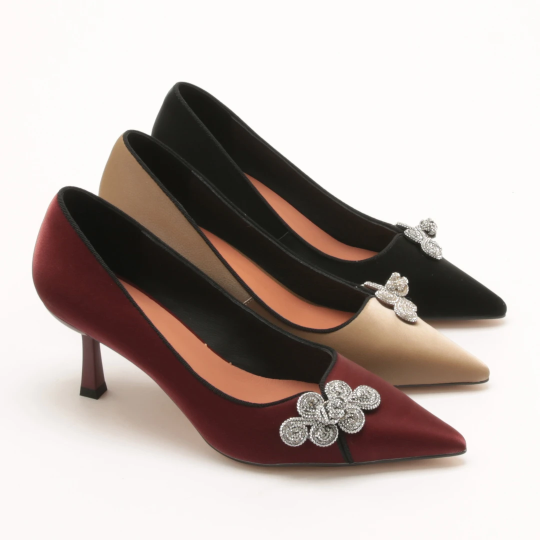 ”繁花“春秋新款轻奢高跟时尚水钻浅口单鞋尖头通勤细跟女鞋3003