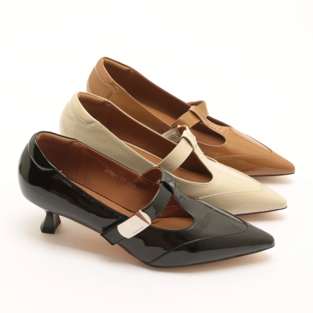 4924春秋新款尖头漆皮细跟单鞋女魔术贴T字带低跟玛丽珍小皮鞋