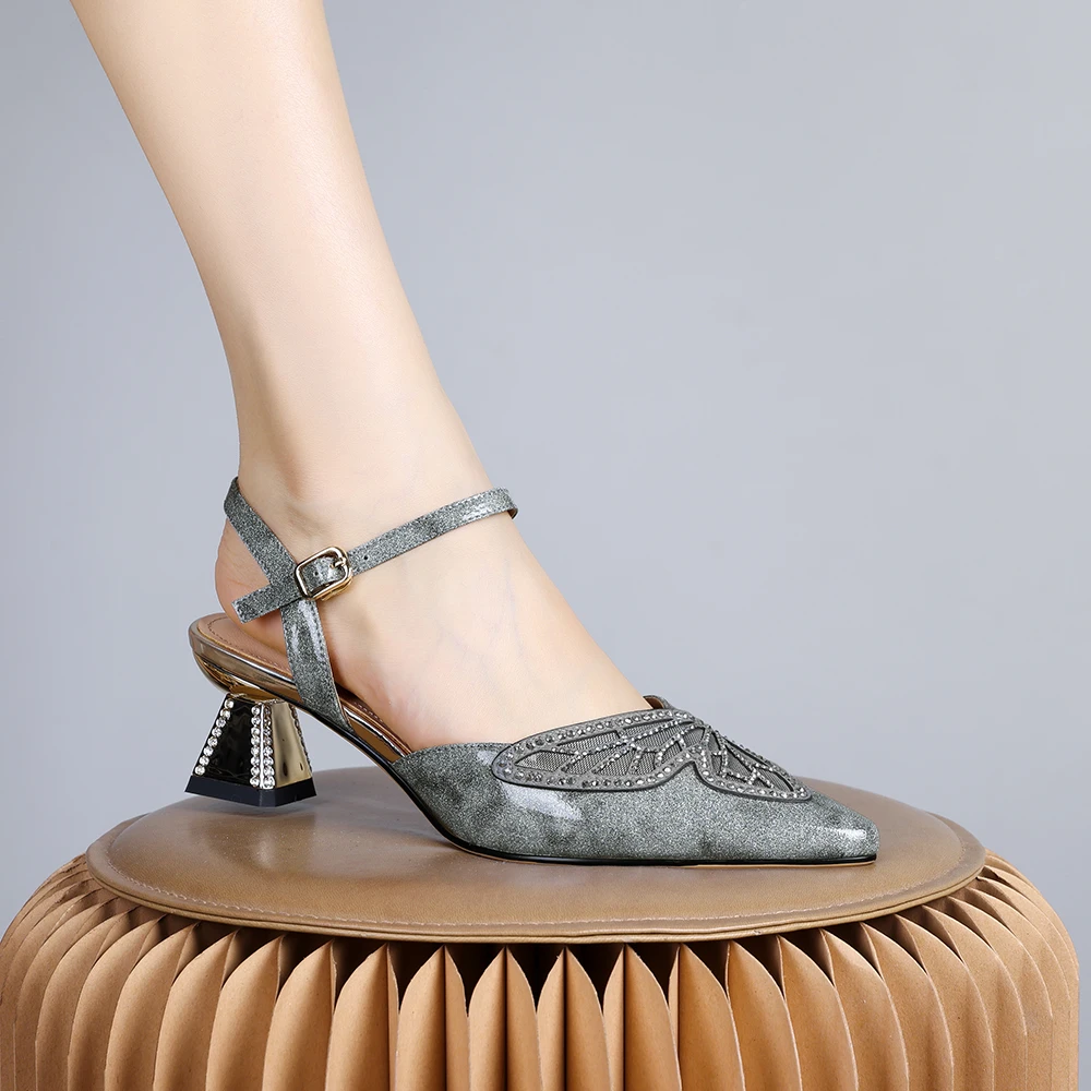 2024年新款法式高级感名媛凉鞋气质后空女凉鞋百搭一字带粗跟0010