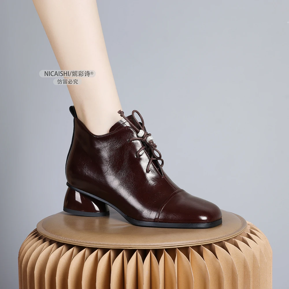 2024年新款欧美复古设计感系带马丁靴粗跟低跟拼接百搭短靴女0470