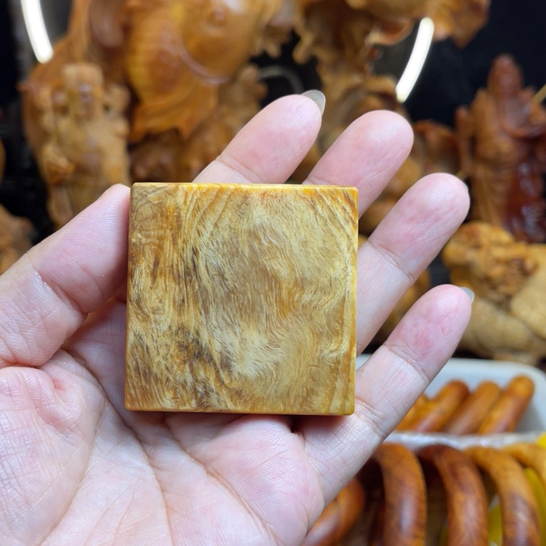 【闪购商品】琥珀木其他阿***天随型