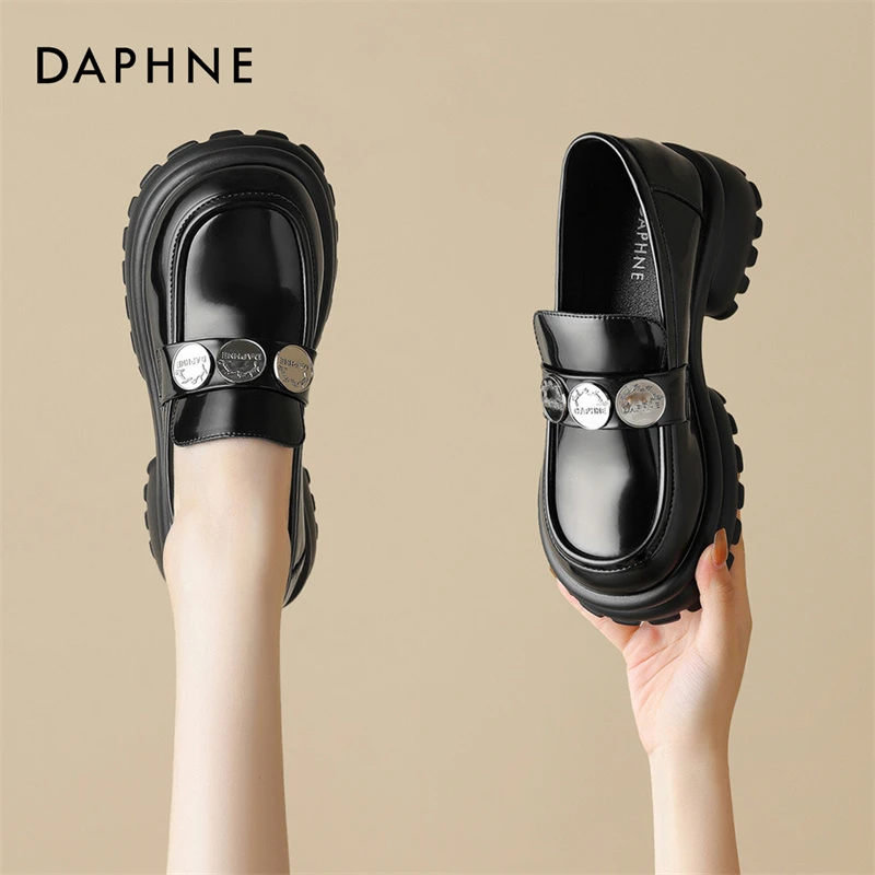 达芙妮复古英伦风小皮鞋女款2025春春季新款厚底松糕百搭乐福鞋女