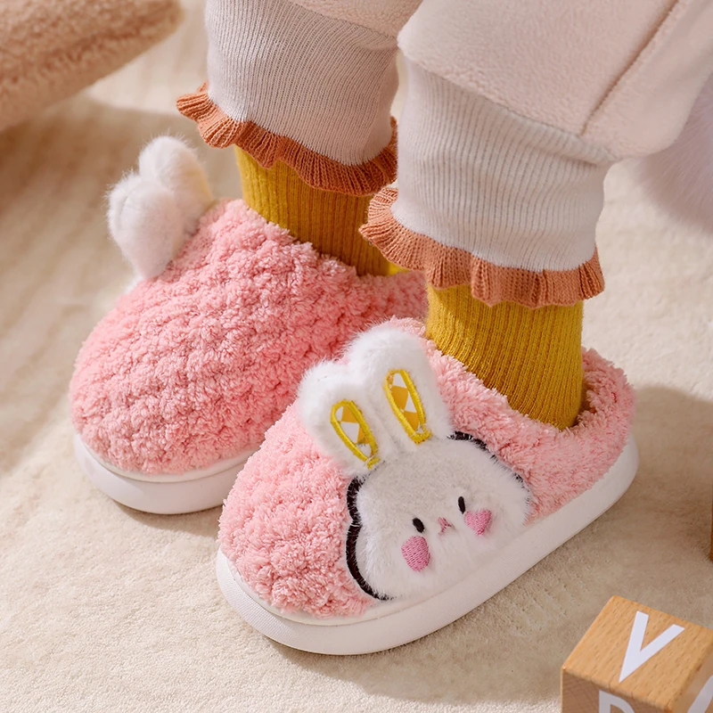 新款儿童棉拖鞋秋冬季保暖拖鞋男女童室内外防滑软底可爱卡通拖鞋