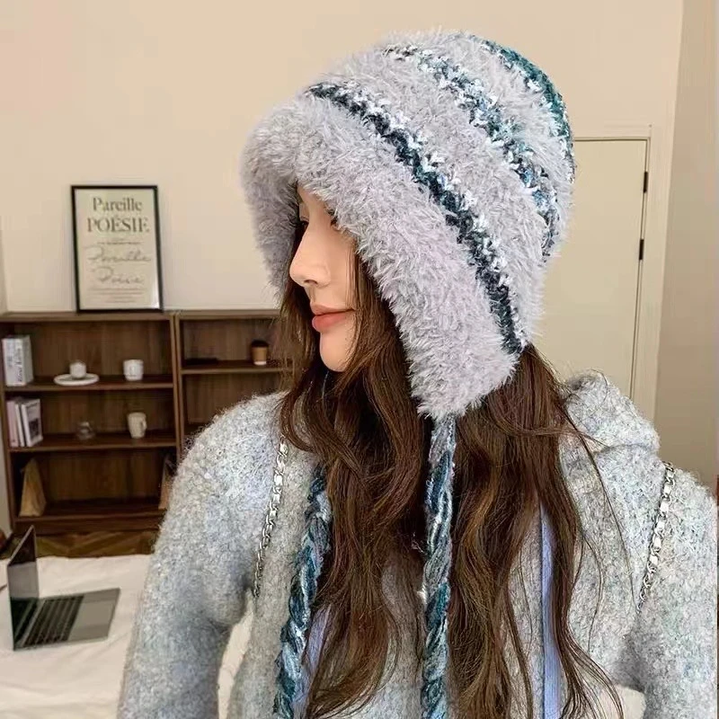 2024年秋冬韩版彩编拼接毛绒帽子女百搭时尚显脸小保暖护耳蛋挞帽