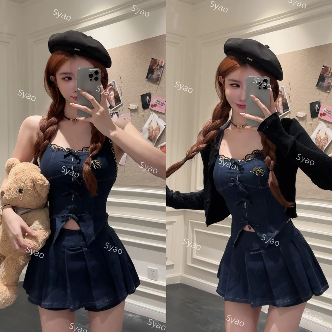 思瑶【甜心特工】蓝色牛仔蕾丝拼接挂脖背心搭百褶半裙短款外套D017