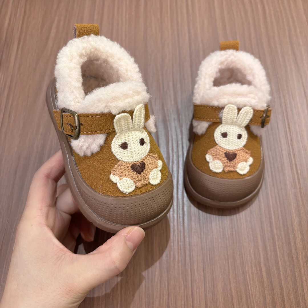 冬季新款宝宝鞋子0-1-3岁软底加绒保暖棉鞋婴幼儿防滑学步鞋板鞋