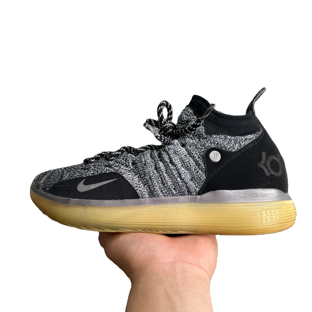 篮球鞋  杜兰特 KD11 黑白 40.5码