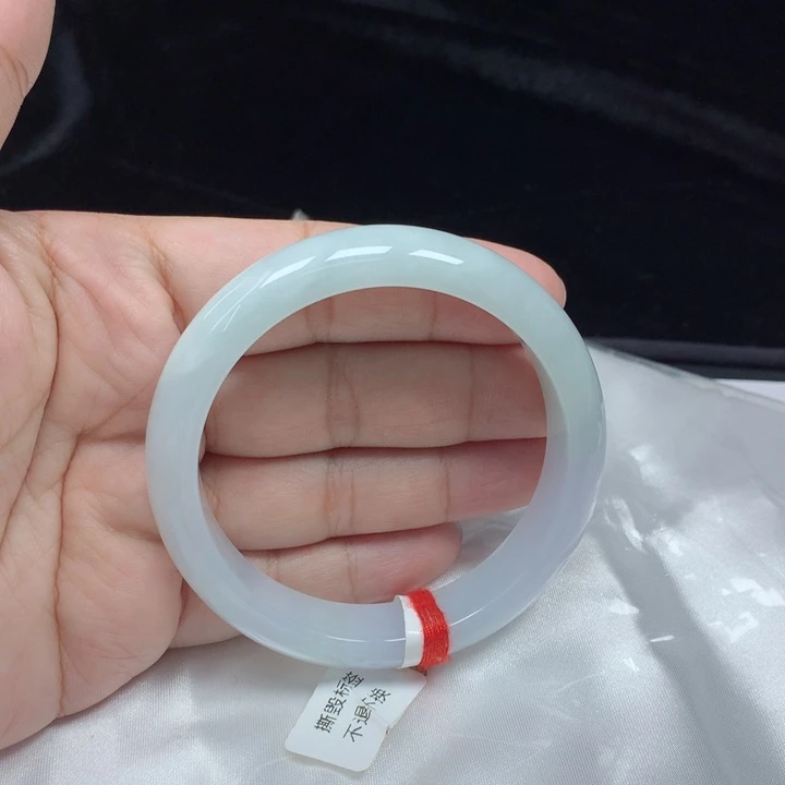 翡翠手镯未镶嵌正圈57.4