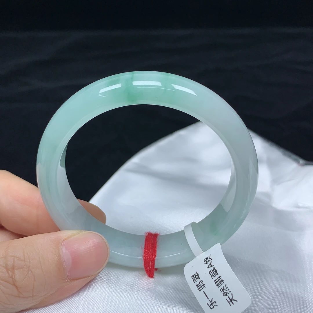 54圈飘绿缅甸天然翡翠A货正圈手镯女款时尚百搭平安镯玉镯无裂