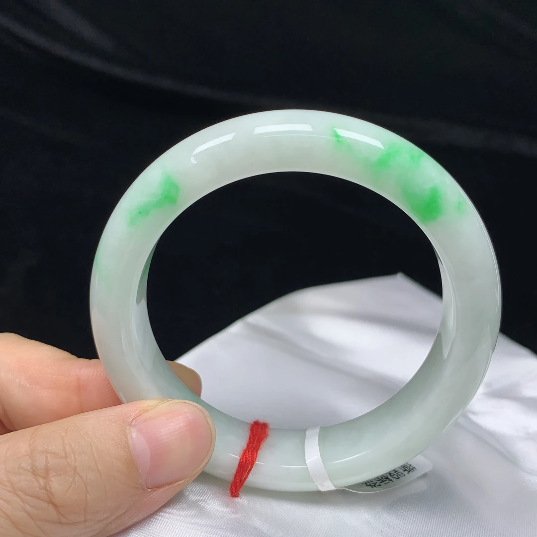 56圈飘阳绿天然翡翠A货正圈手镯女款时尚百搭平安镯玉镯无裂