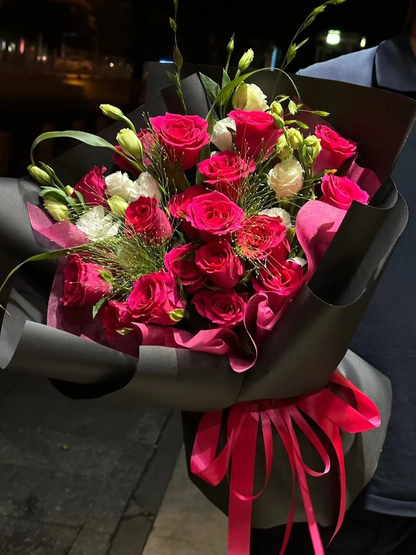 弗洛伊德混搭白桔梗韩式花束送女友闺蜜朋友生日上海全城配送