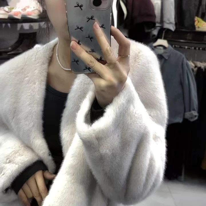 皮毛一体冬季外套加厚