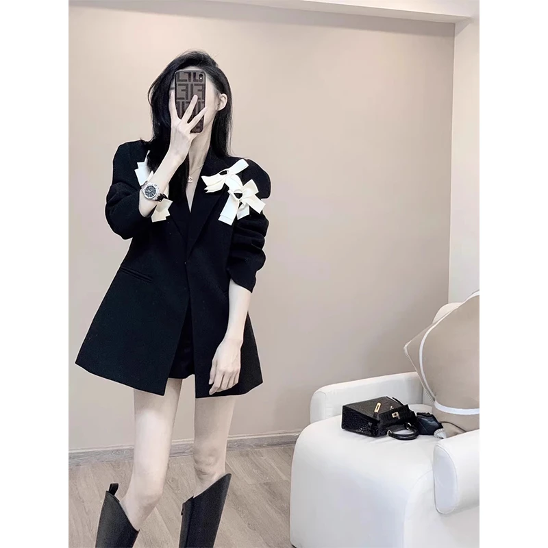 西装外套女早秋新款韩版高级感复古英伦风小西服设计感小众上衣潮