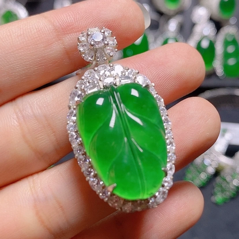 【闪购商品】翡翠挂件银S925镶嵌叶子
