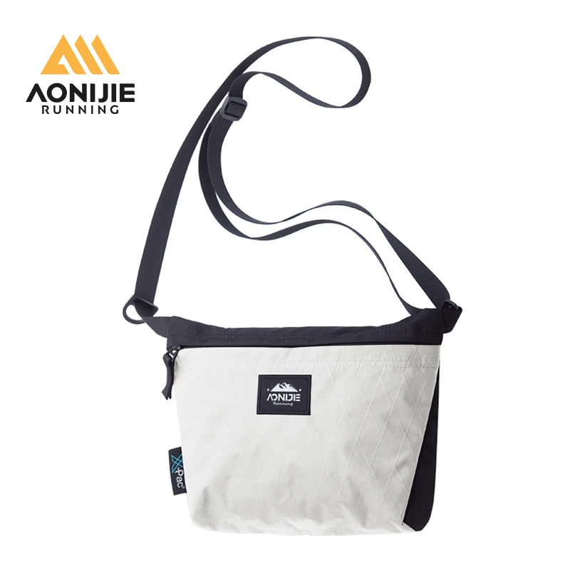 奥尼捷运动休闲斜挎包新款单肩包男女同款学生潮流小背包通勤包