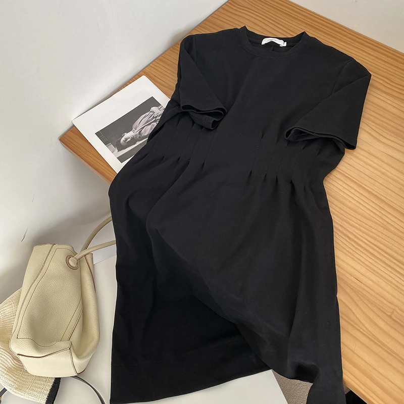 陆一口女装定制赫本风法式中长款黑色收腰连衣裙