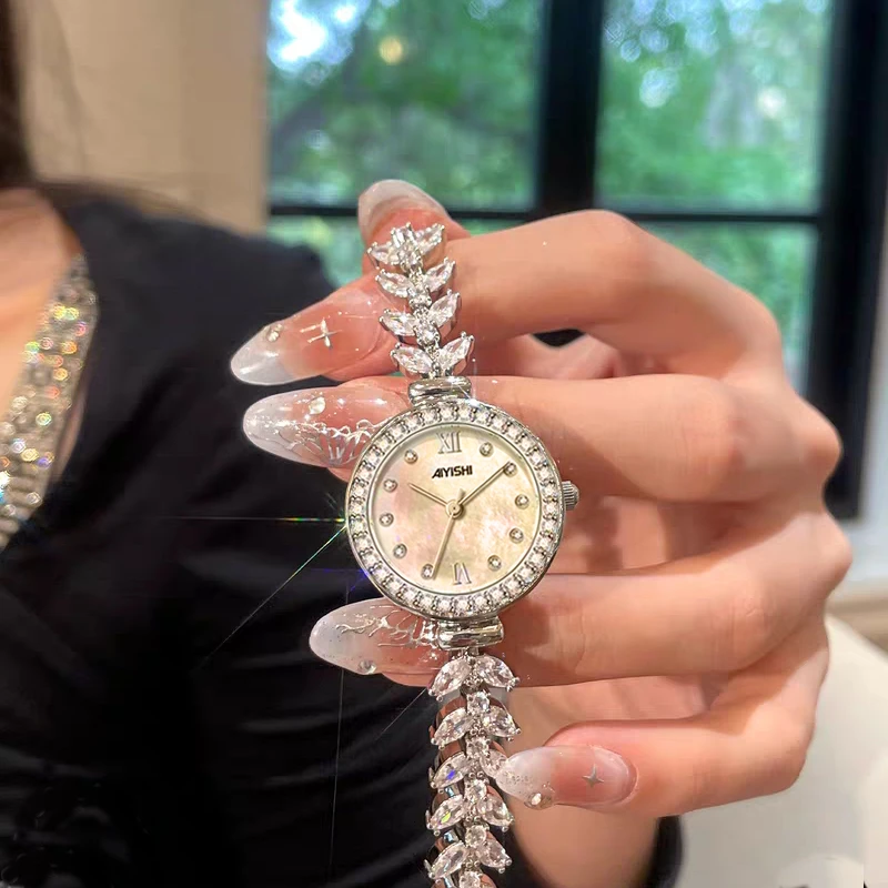 AIYISHI/爱依士鱼尾系列时来运转女士手表小众精致百搭防水石英表