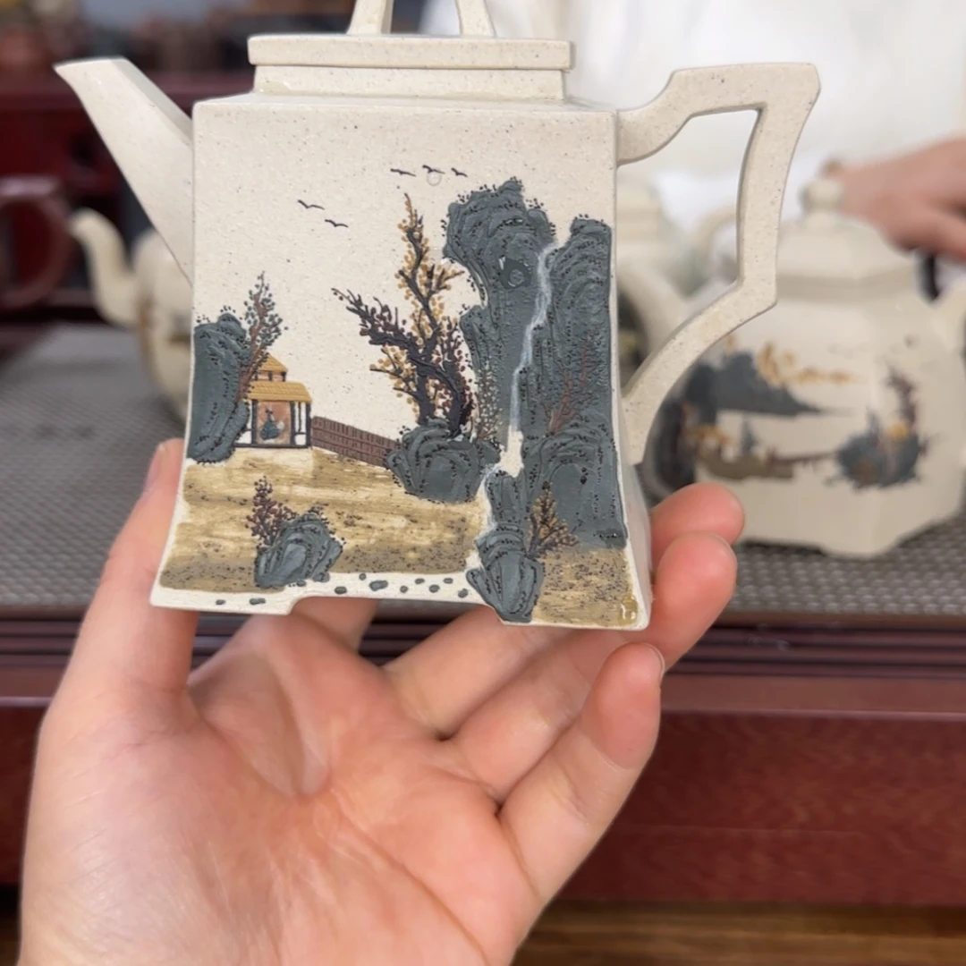 【闪购商品】紫砂茶壶悠**?