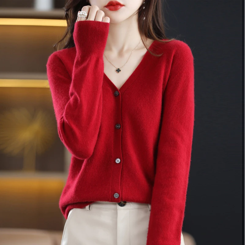 春秋新款V领针织开衫女长袖毛衣打底短款外搭大码宽松时尚外套