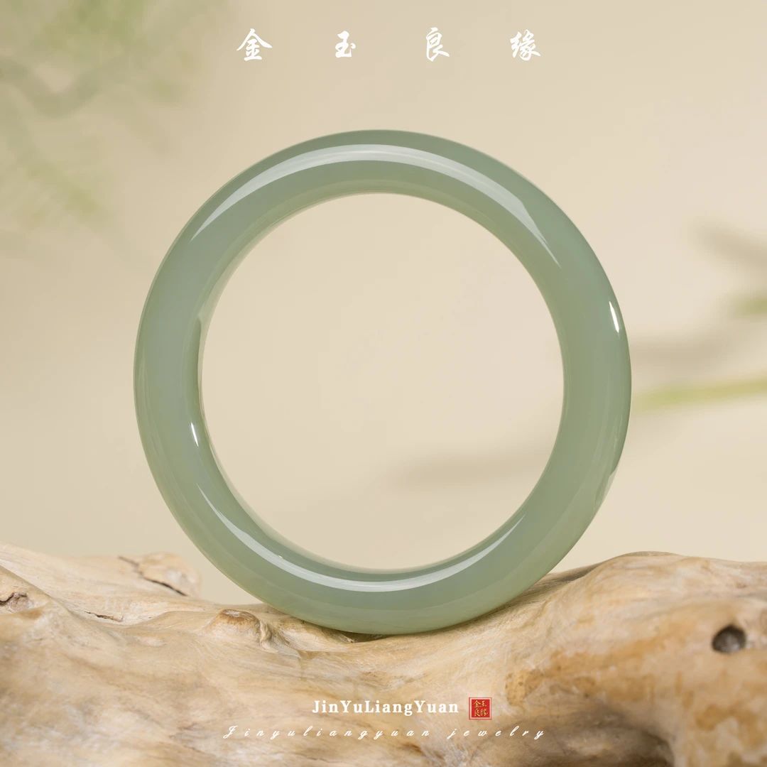 金玉良缘【央广珠宝】 湖水蓝和田玉国风手镯