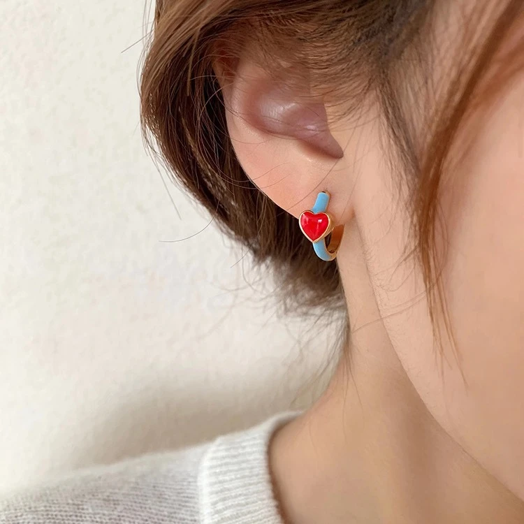 铜合金耳饰 无耳洞蚊香盘耳夹温柔珐琅爱心耳扣小众设计耳环显白