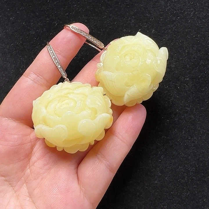 蜜蜡珠宝奇石未镶嵌李*玲