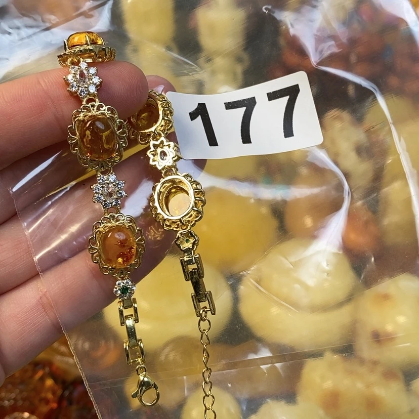 【闪购商品】琥珀裸石未镶嵌无证书