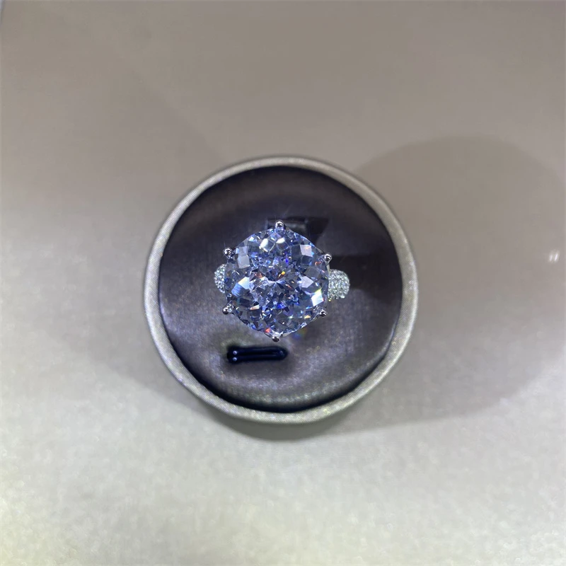 【百世璀璨 尽耀光芒】白戒指XG352940