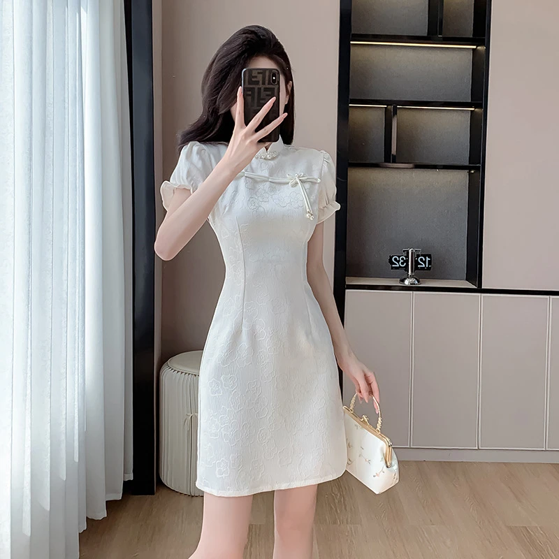 新中式旗袍2024新款女夏改良年轻款少女高端气质连衣裙米白色短款