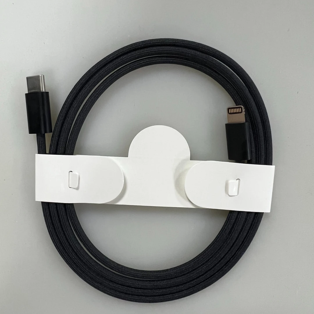 95新 Apple/苹果 原装 黑色编织线 TypeC-Lighting  1米