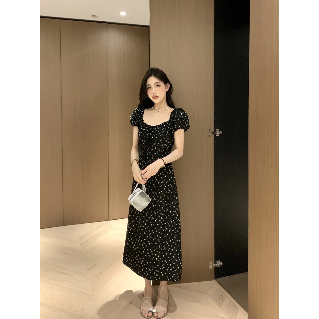 1邱肉瑶清 夏季黑底碎花连衣裙气质显瘦时尚收腰短裙LD24050107S
