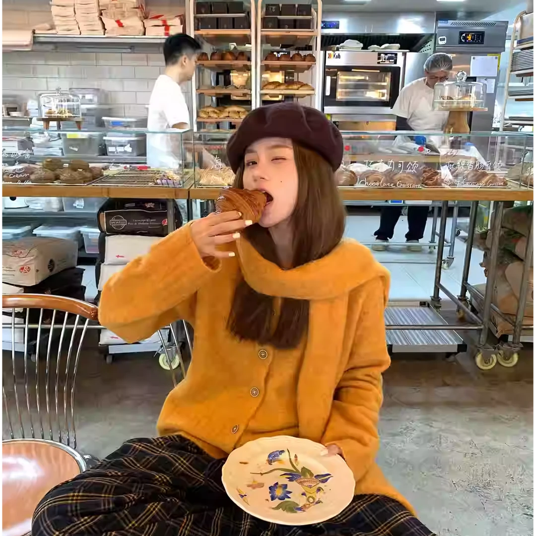 圆脸柒柒 秋冬季针织开衫外套女圆领直筒气质毛衣TQQ24090041S