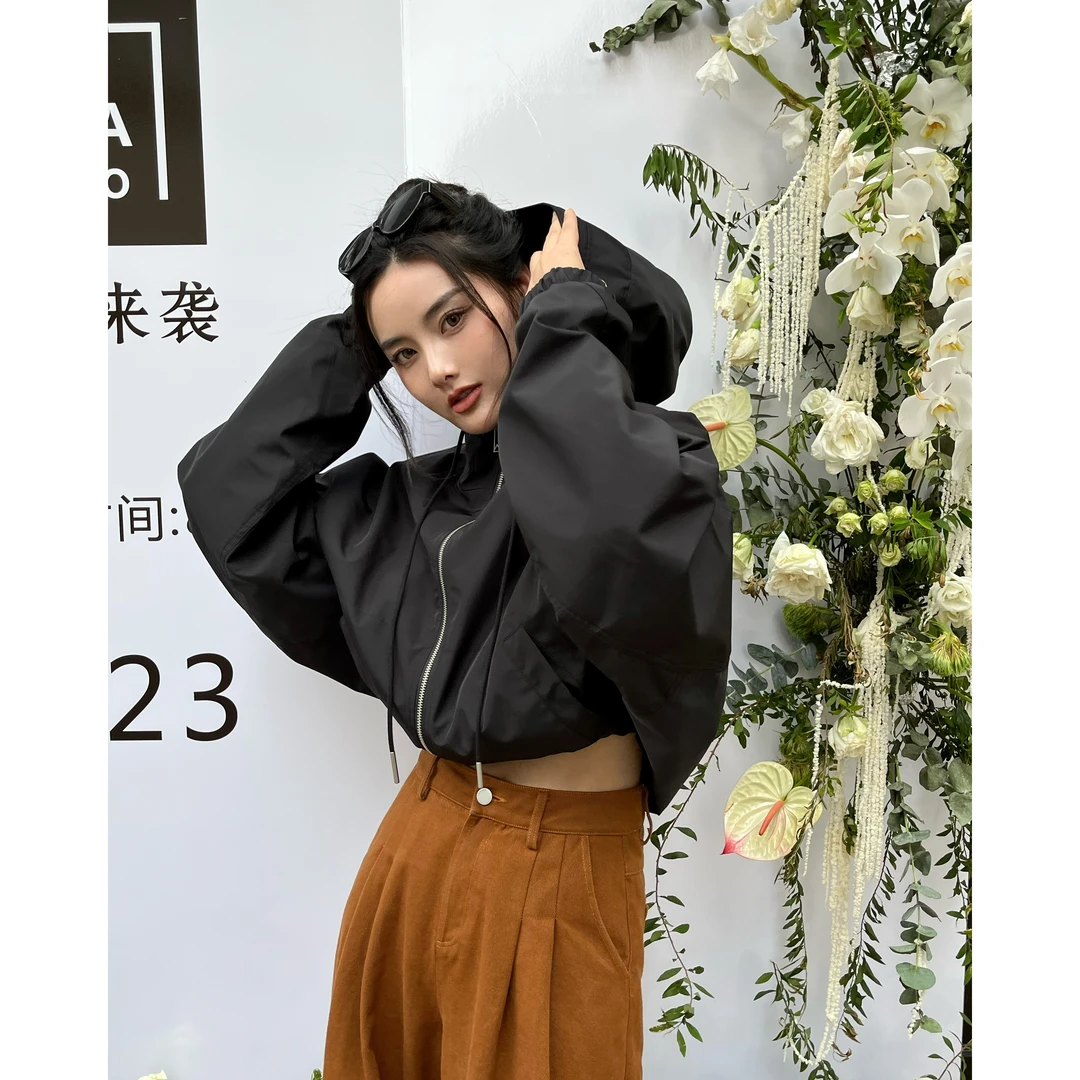 【艺术家】秋季长袖休闲纯色小众设计感连帽外套韩版百搭短外套