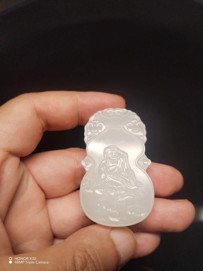 俄籽白玉《刘海戏金蟾》