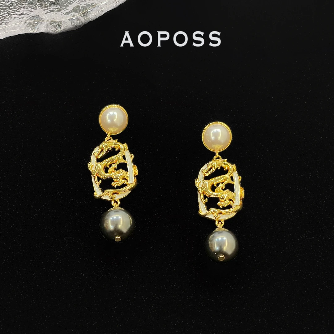 AOPOSS白姿 镀K金【清仓孤品】[游龙]耳钉耳夹女款原创设计复古金色