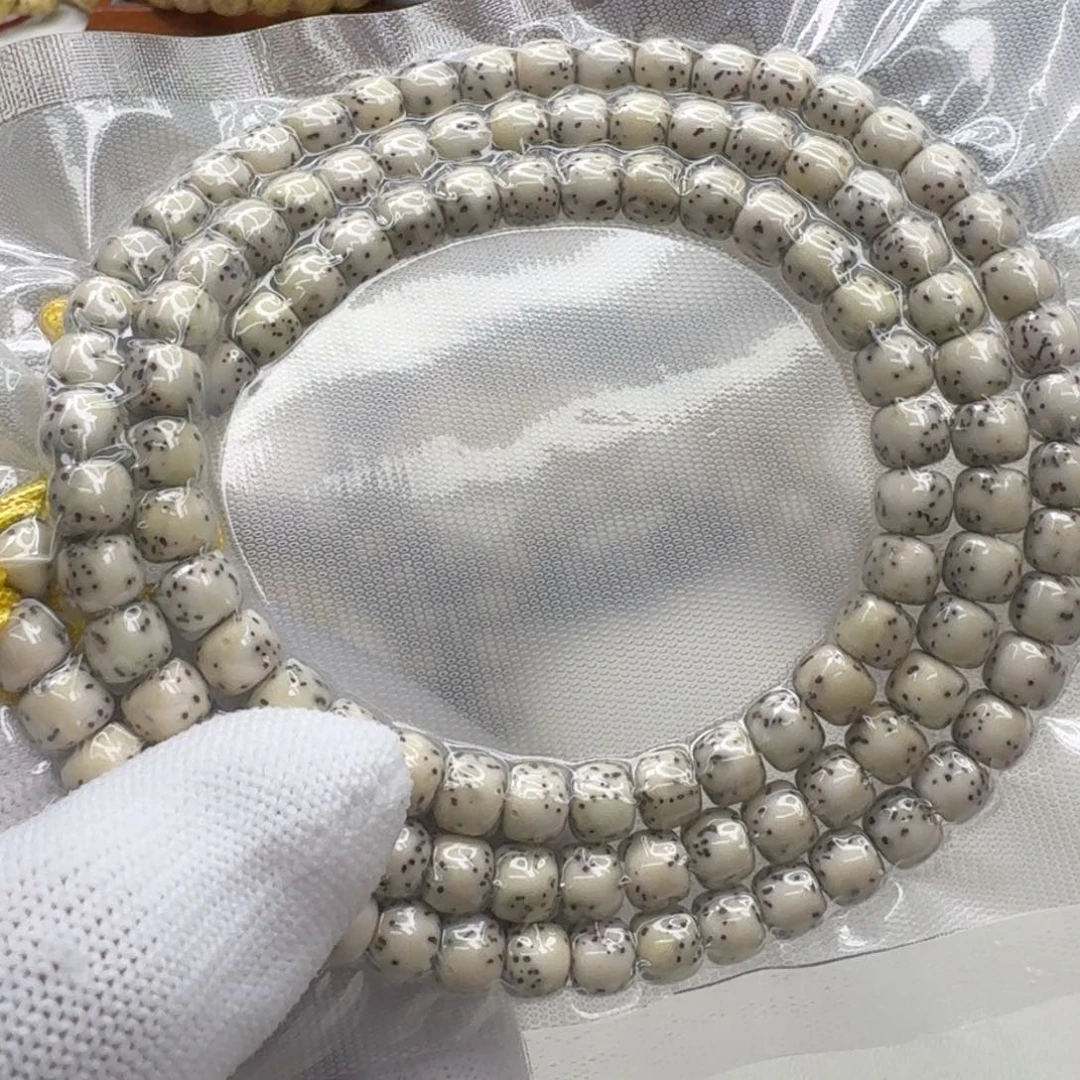 星月菩提吊坠5尊宠糯冰石玉河豚7左右108